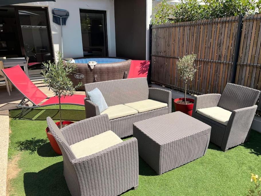 Maison 100m2 - Jaccuzzi, Jardin, 10 Min Plages